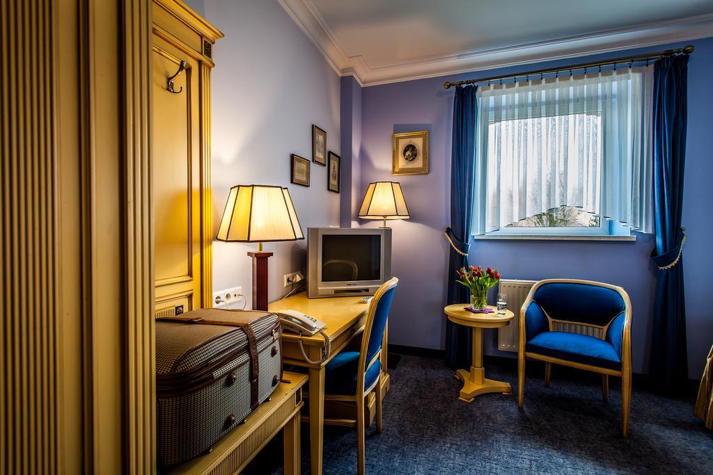 Hotel Na Podzamczu Tarnowskie Góry Zimmer foto