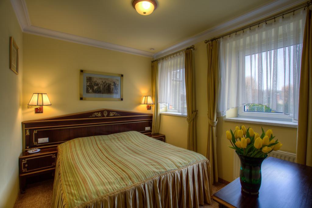 Hotel Na Podzamczu Tarnowskie Góry Exterior foto